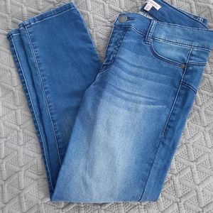 Juicy Couture size 2 Capri jeans